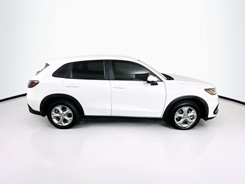 Used 2023 Honda HR-V LX image 10