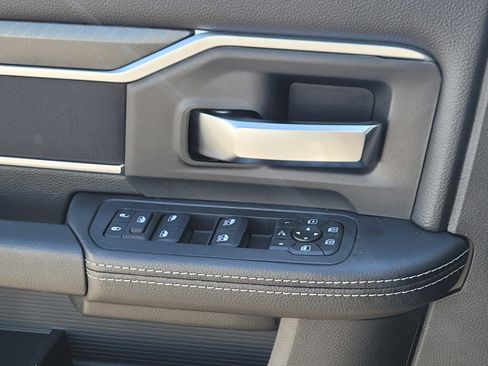 New 2026 RAM 2500 Big Horn AWD/4WD image 26