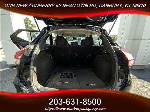 Used 2022 Nissan Kicks SV FWD image 20