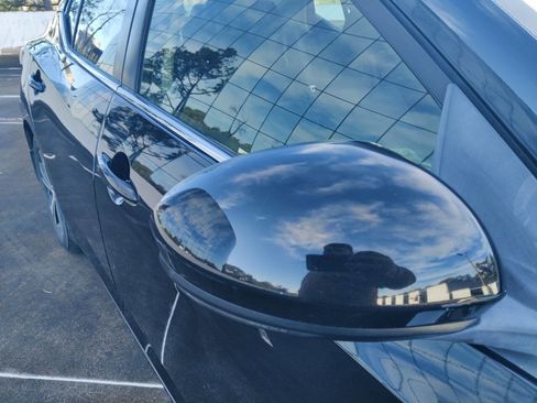 Used 2020 Nissan Sentra SV w/ Lighting Package image 13