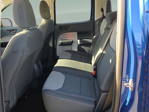 Certified 2024 Ford Maverick XLT image 13