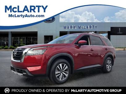 Used 2024 Nissan Pathfinder SL