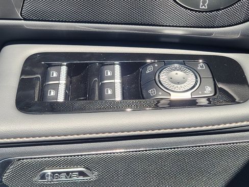 New 2025 Lincoln Nautilus Reserve w/ Jet Appearance Package image 12