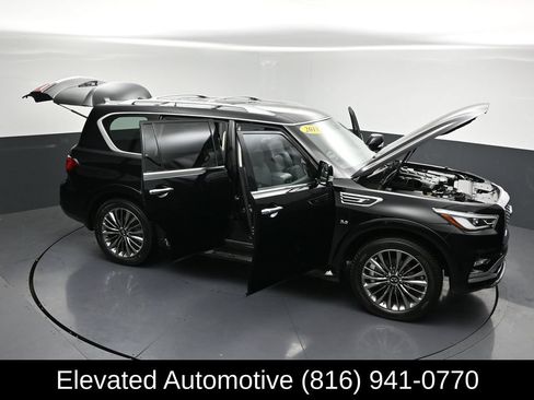 Used 2018 INFINITI QX80 4WD w/ Driver Assistance Package image 35