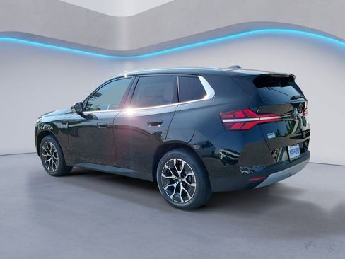 Certified 2025 BMW X3 xDrive30i w/ Premium Package image 4