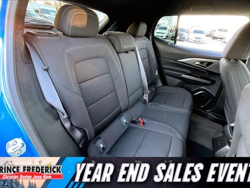 Used 2025 Chevrolet Equinox EV LT image 22