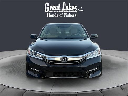 Used 2017 Honda Accord EX-L image 8