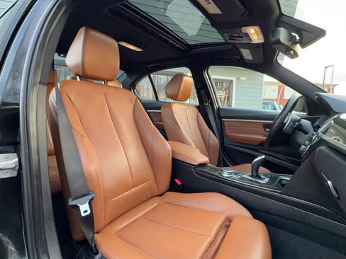 Used 2017 BMW 330i xDrive Sedan image 24