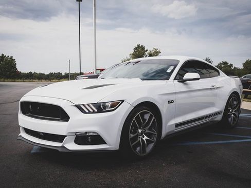 Used 2015 Ford Mustang GT Premium w/ Equipment Group 401A image 17