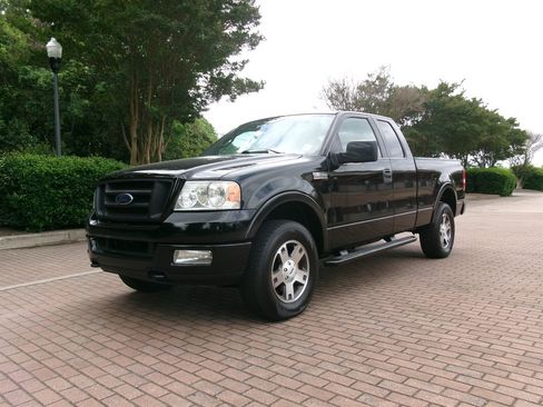 Used 2005 Ford F150 FX4 AWD/4WD image 1