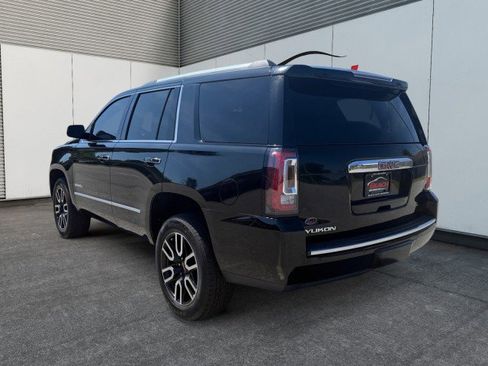 Used 2019 GMC Yukon Denali w/ Denali Ultimate Package AWD/4WD image 11