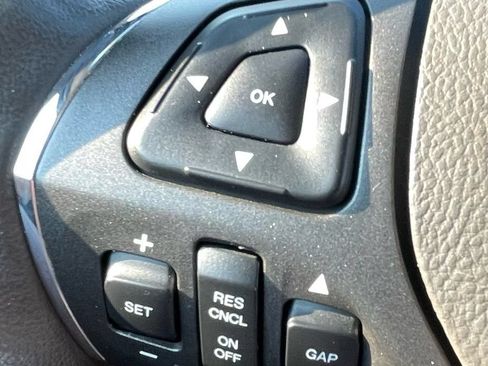 Used 2016 Lincoln MKS w/ Equipment Group 101A FWD image 18