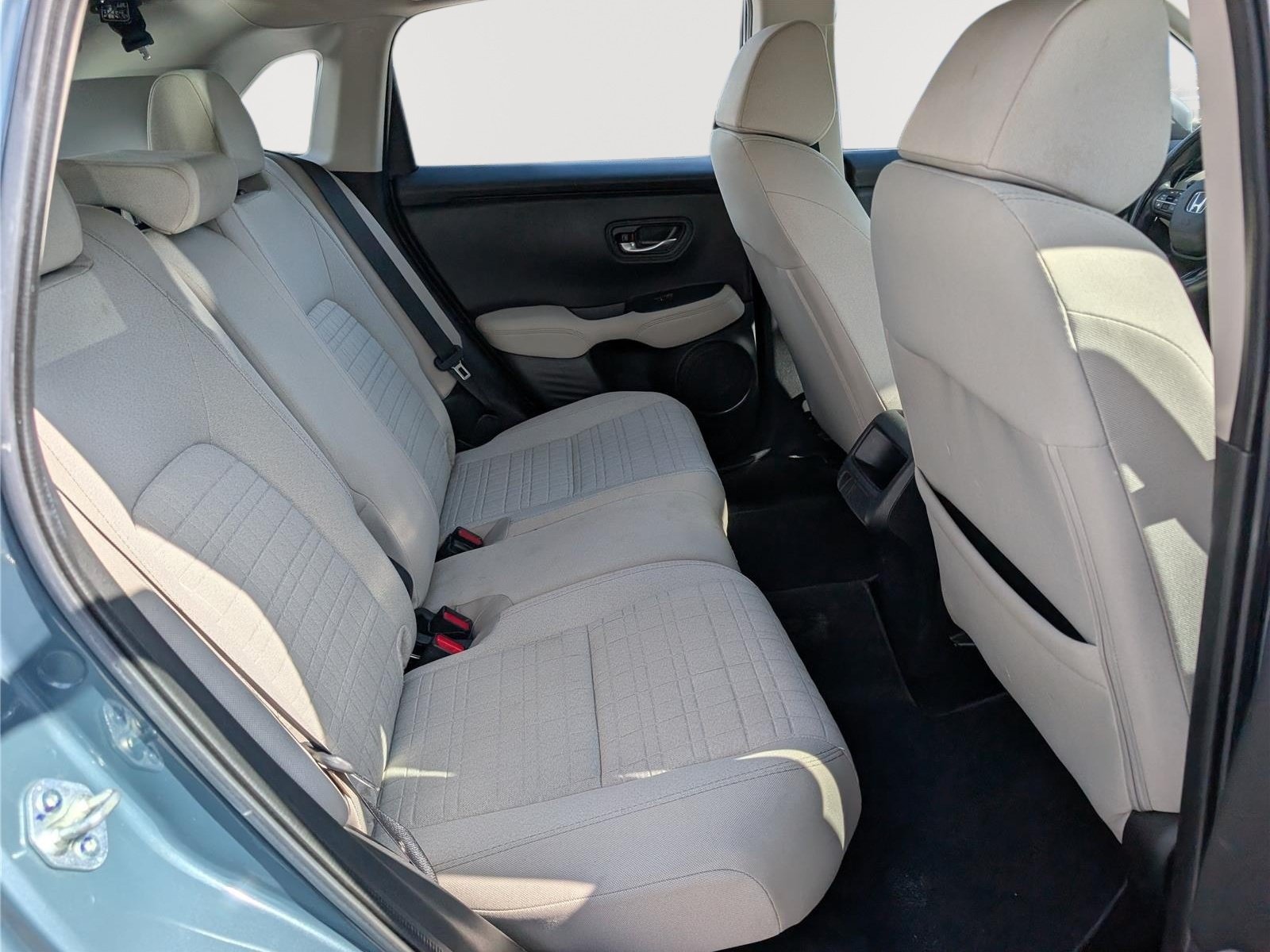 Used 2025 Honda HR-V LX image 12