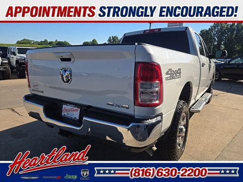 Used 2021 RAM 2500 Big Horn w/ Level 1 Equipment Group AWD/4WD image 10