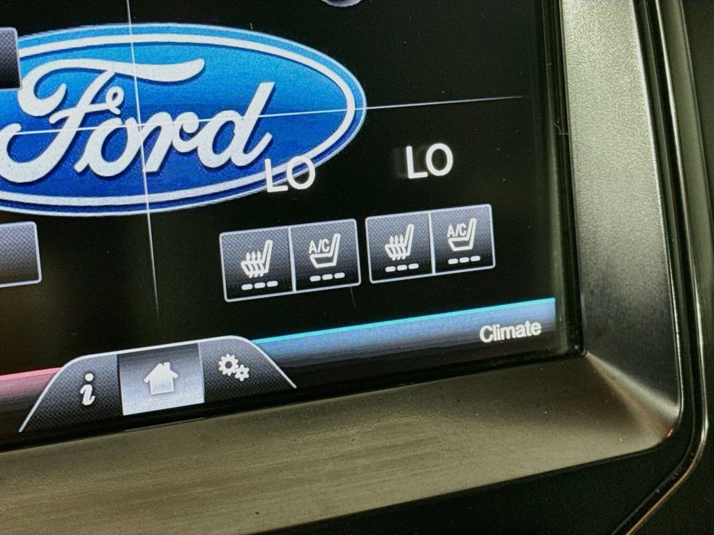 Used 2013 Ford F150 FX4 w/ Luxury Equipment Group AWD/4WD image 20