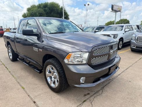 Used 2017 RAM 1500 Express image 9
