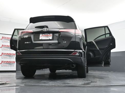 Used 2017 Toyota RAV4 LE w/ All Weather Liner Package FWD image 43