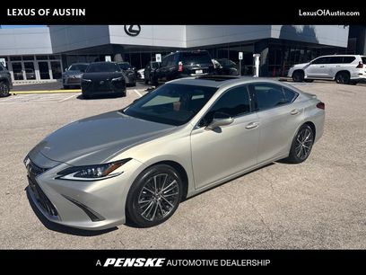 Used 2023 Lexus ES 300h w/ Premium Package
