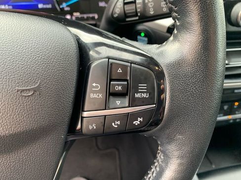 Used 2021 Ford Escape SEL image 24