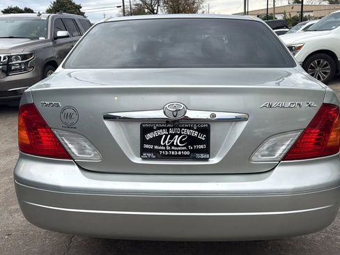 Used 2000 Toyota Avalon XL image 6