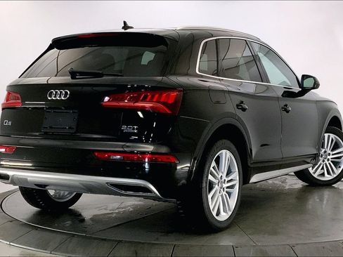 Used 2018 Audi Q5 2.0T Premium Plus w/ Premium Plus Package AWD/4WD image 12