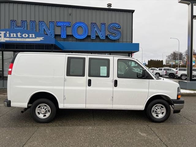 Used 2020 Chevrolet Express 2500 w/ Driver Convenience Package RWD image 2