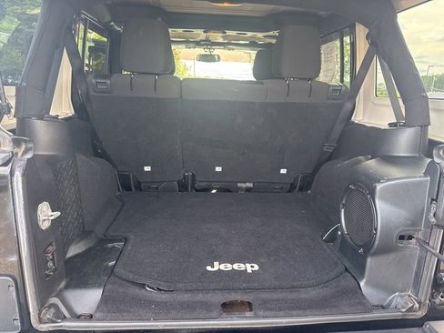 Used 2014 Jeep Wrangler Unlimited Sport w/ Quick Order Package 24S AWD/4WD image 35