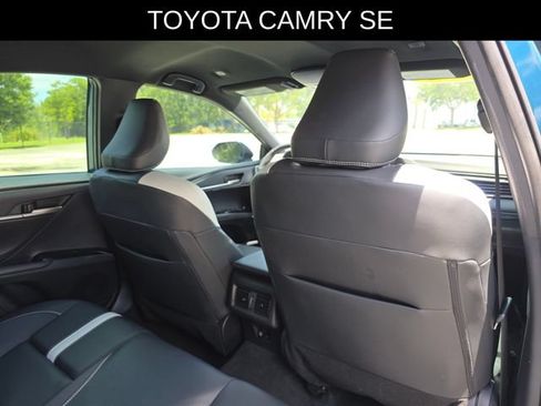 Used 2025 Toyota Camry SE w/ Convenience Package FWD image 12