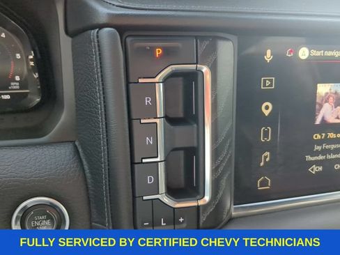 Used 2023 GMC Yukon XL Denali AWD/4WD image 34