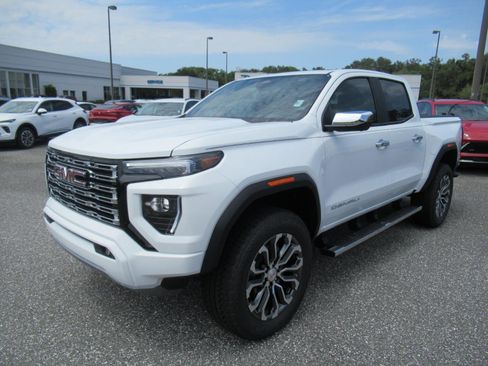 New 2026 GMC Canyon Denali AWD/4WD image 4