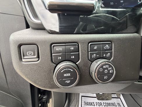 Used 2023 Chevrolet Silverado 1500 High Country image 16
