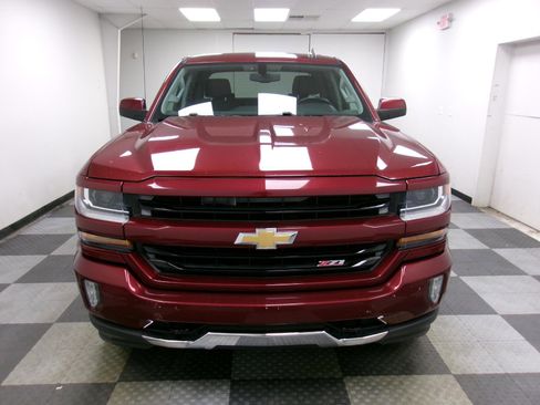 Used 2017 Chevrolet Silverado 1500 LT w/ All Star Edition AWD/4WD image 3
