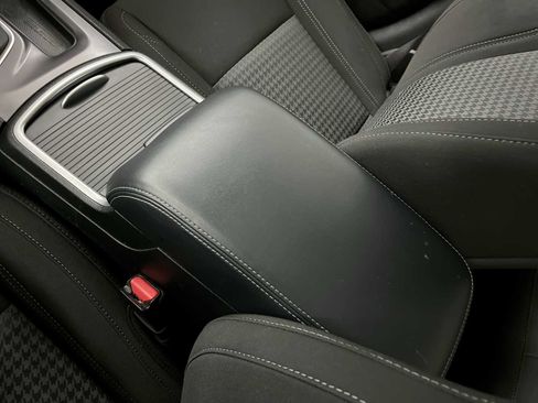 Used 2023 Dodge Charger SXT AWD/4WD image 28