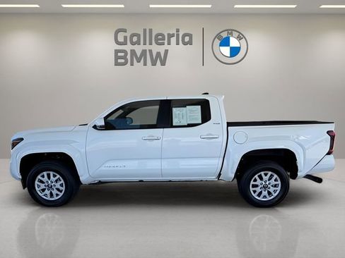 Used 2024 Toyota Tacoma SR5 image 10