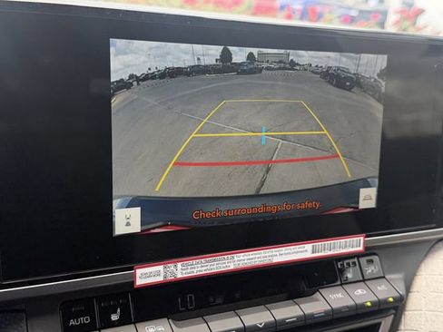 Used 2026 Toyota Camry XLE FWD image 12