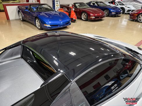 Used 2022 McLaren 765LT image 55