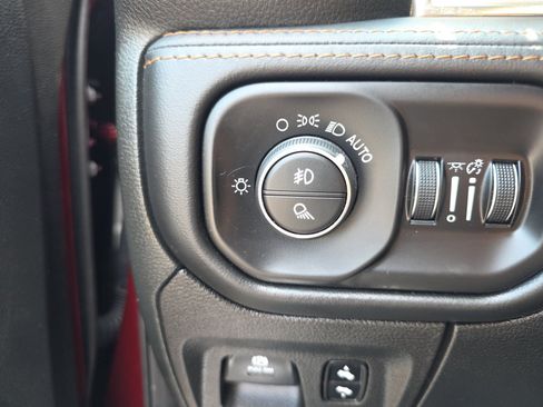 Used 2020 RAM 1500 Limited AWD/4WD image 33