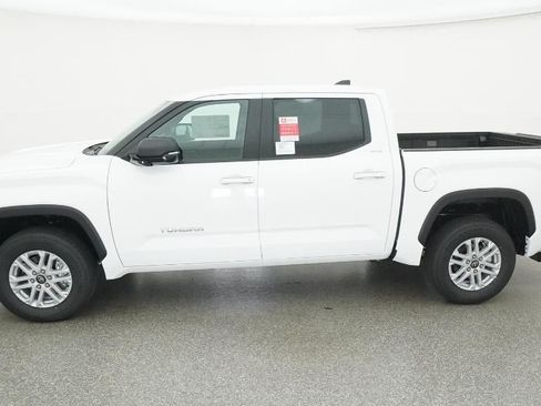 New 2026 Toyota Tundra SR5 AWD/4WD image 3