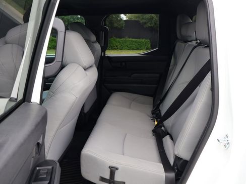 Certified 2025 Toyota Tacoma SR5 image 19