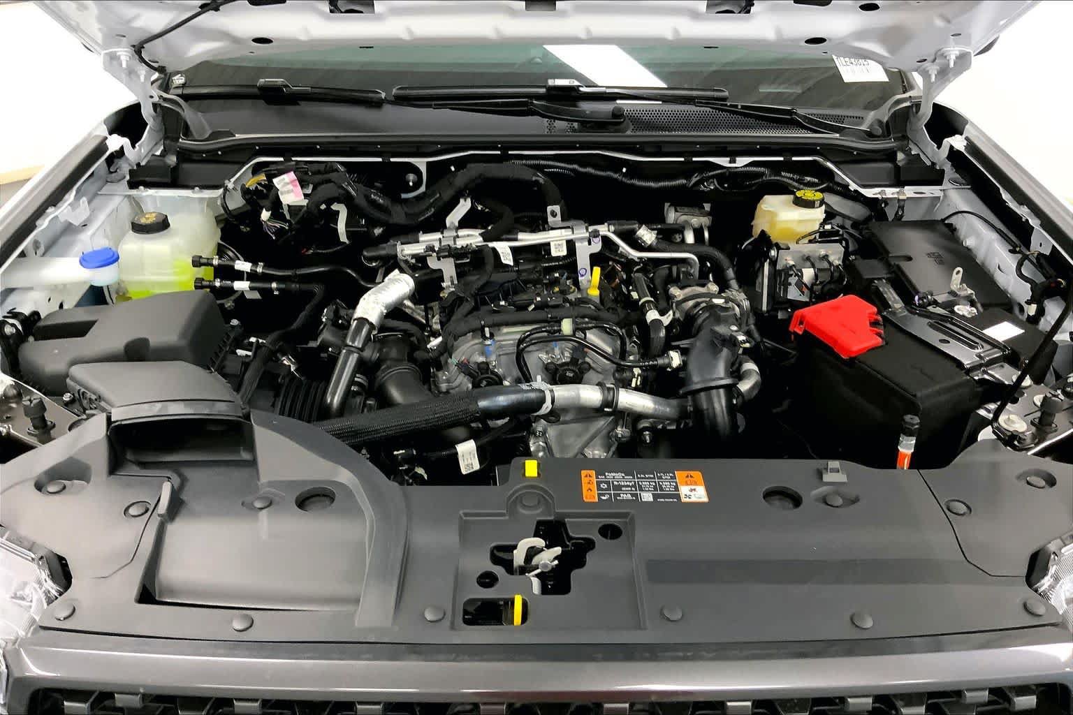 New 2026 Ford Ranger XLT w/ Equipment Group 301A High RWD image 15