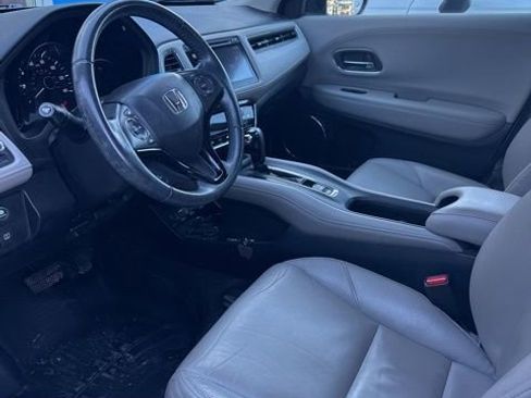 Used 2018 Honda HR-V EX-L image 5