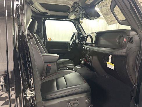 New 2026 Jeep Gladiator Rubicon AWD/4WD image 9
