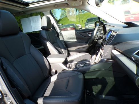 Used 2024 Subaru Forester Limited AWD/4WD image 15