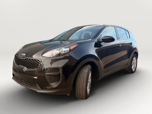 Used 2019 Kia Sportage LX image 2
