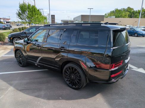 Used 2024 Hyundai Santa Fe Calligraphy image 5