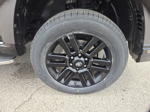 Used 2019 Toyota 4Runner Limited AWD/4WD image 27