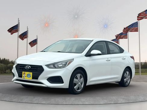 Used 2018 Hyundai Accent SE FWD image 3