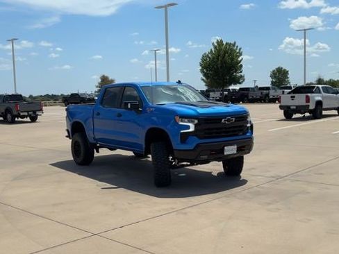 New 2025 Chevrolet Silverado 1500 LT Trail Boss w/ Convenience Package II image 2