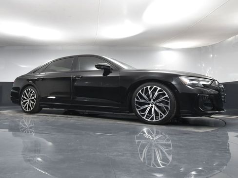 Used 2022 Audi S8 image 52