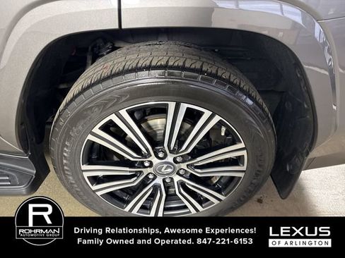 Certified 2022 Lexus LX 600 4WD w/ Appearance Package image 6